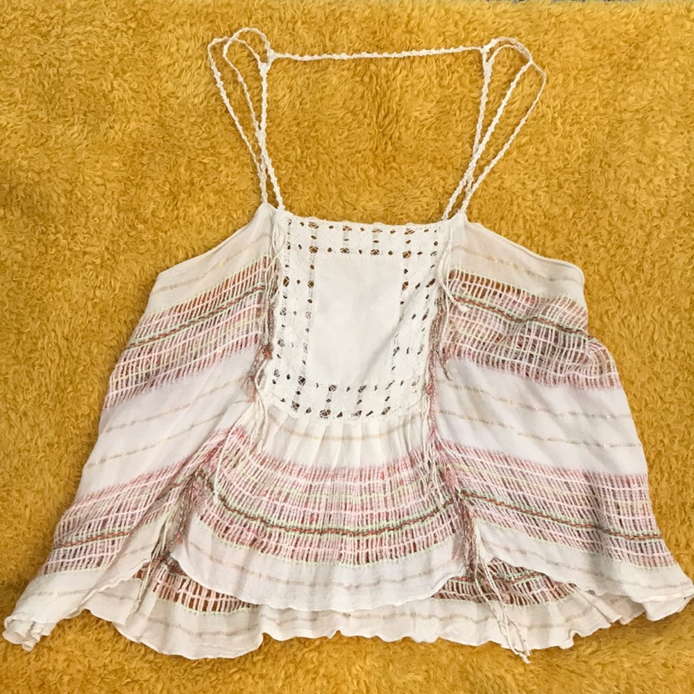 NEW ROMANTICS flowy cloth top